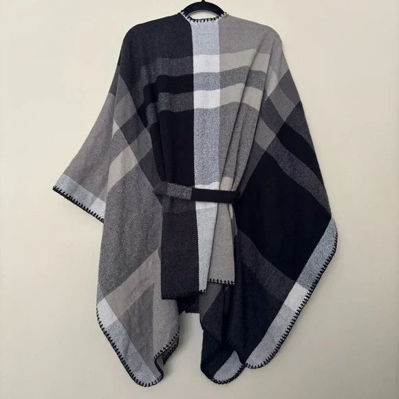 Torrid Women’s Grey & Black Plaid Belted Ruana - Picture 6 of 8